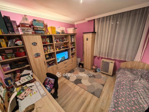 Elad� 54 nm-es lak�s Hajd�b�sz�rm�ny