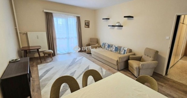 Elad� 54 nm-es lak�s P�cs