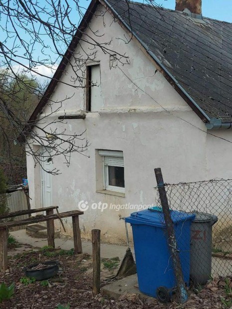 Elad� 55 nm-es h�z Birj�n