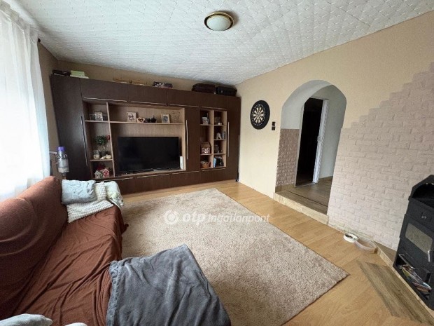 Elad� 55 nm-es h�z Ostoros