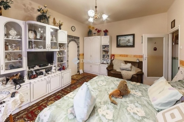 Elad� 55 nm-es lak�s Kecskem�t