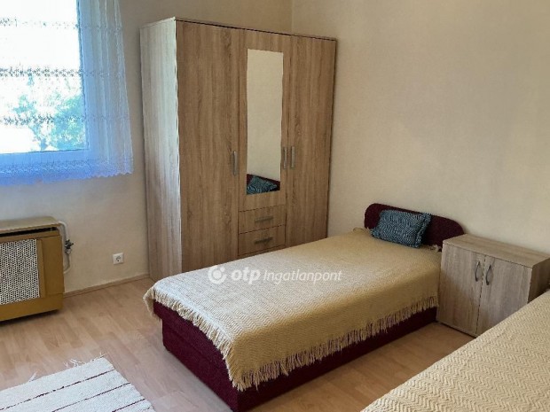 Elad� 55 nm-es lak�s Ny�regyh�za