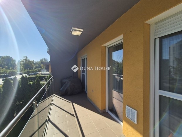 Elad� 59 nm-es lak�s Si�fok