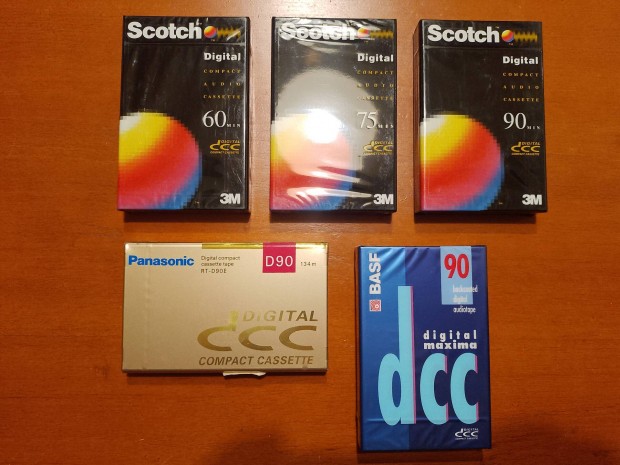 Elad 5 db Scotch, BASF, Panasonic DCC pakk