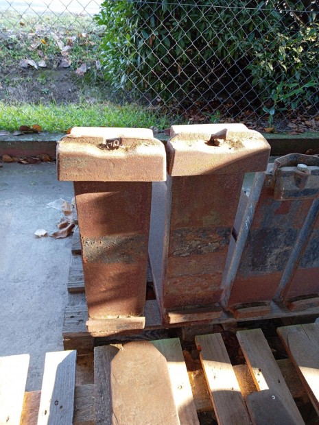 Elad� 5 tonn�s villap�r