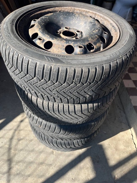 Elad 5x100 15 lemezfelni Skoda VW Laufenn 195/50 R15 tli gumi