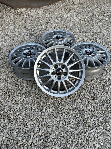 Elad 5x108 r16 alufelni!