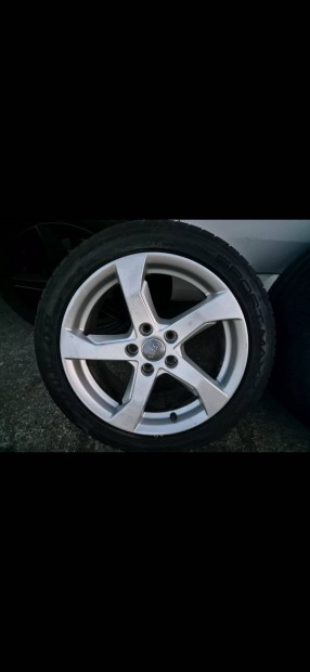 Eladó 5x112 eredeti gyari audi a3 s line felnik 225/45 r17