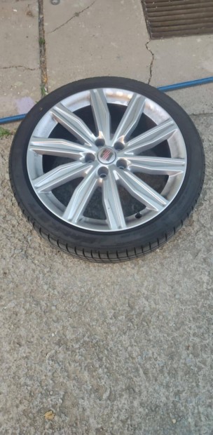 Eladó 5x112 et 39 19 colos seat, audi alufelni szép állapotban!