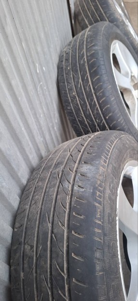 Elad� 5x112 r16 felnigarnit�ra 