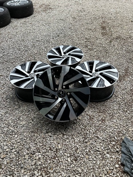 Eladó 5x112 r16 gyári VW alufelni szett!