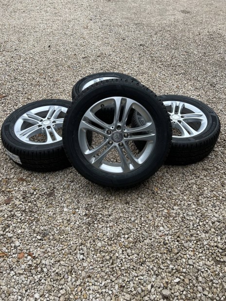 Elad 5x112 r17 Mercedes V-osztly alufelni szett j tli gumival!