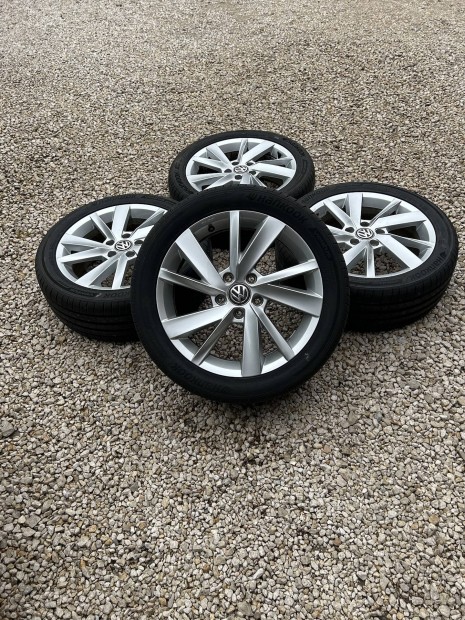 Eladó 5x112 r17 VW/Skoda "Gavia" alufelni új nyári gumival!
