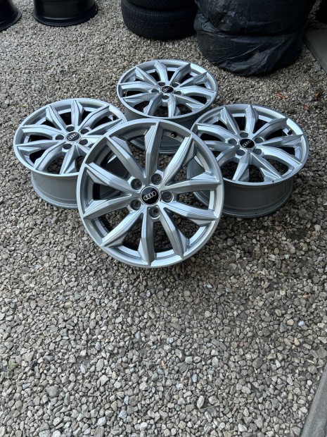 Eladó 5x112 r17 gyári Audi alufelni szett!