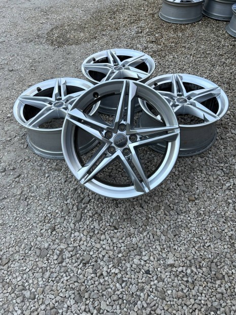 Eladó 5x112 r18 gyári Audi alufelni szett!
