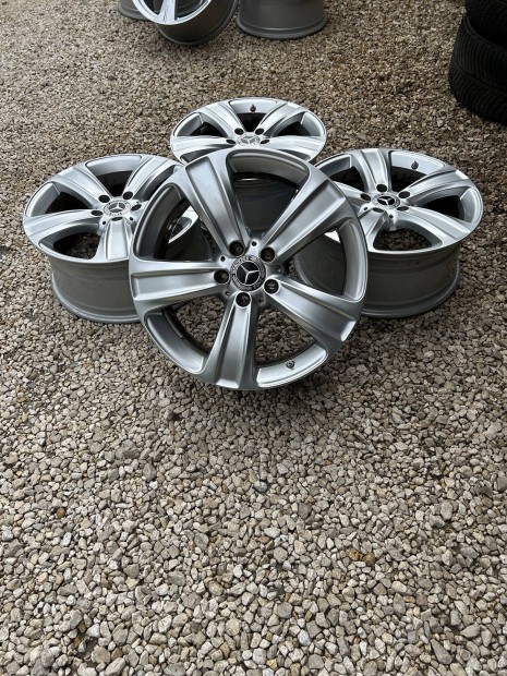 Eladó 5x112 r18 gyári Mercedes alufelni szett!