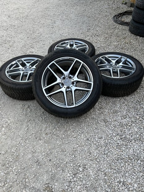 Eladó 5x112 r19 gyári AMG Mercedes GLC alufelni szett téli gumival!