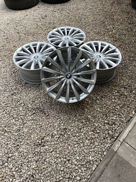 Eladó 5x112 r19 gyári BMW Style 620 alufelni szett!
