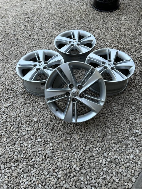 Eladó 5x115 r17 gyári Opel alufelni szett!