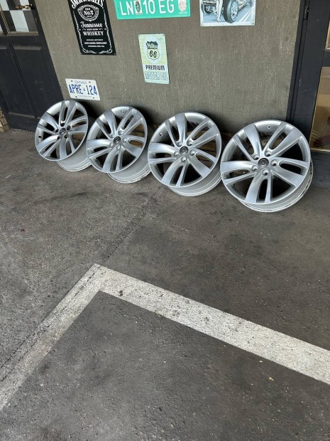 Elad 5x115 r18 gyri Opel alufelni!