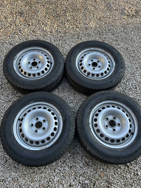 Elad 5x120 r16 gyri VW T5/T6 aclfelni Continental tli gumival!