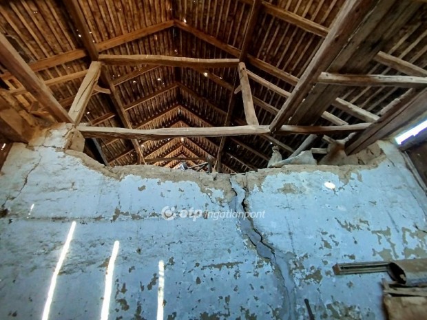 Elad� 60 nm-es h�z Lipp�