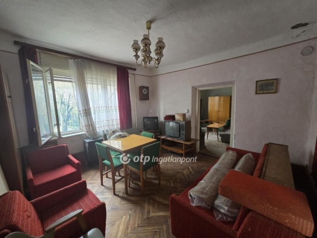 Elad� 61 nm-es h�z P�sp�klad�ny