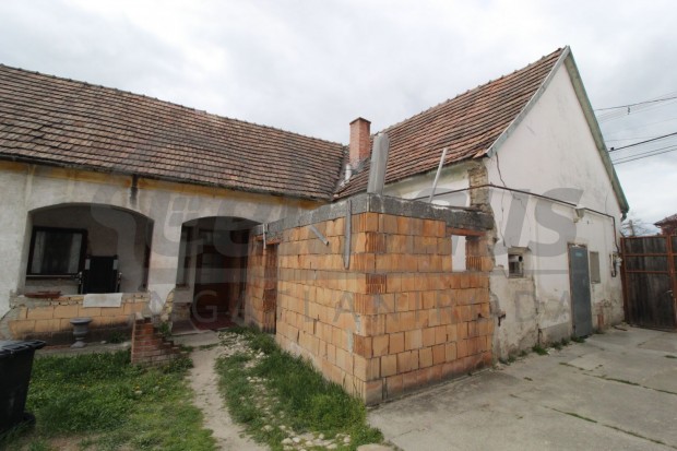 Eladó 62 m2 családi ház, Devecser