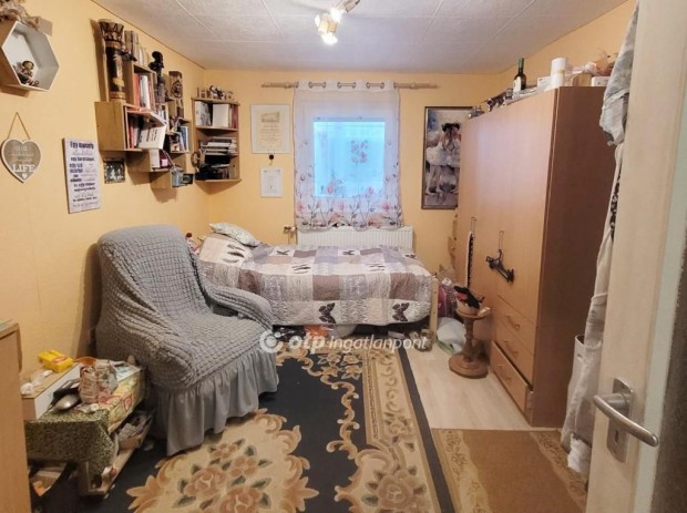 Elad� 62 nm-es h�z Si�fok