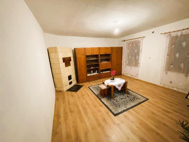 Elad� 62 nm-es h�z Zalal�v�