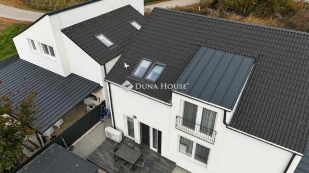 Elad� 62 nm-es lak�s R�ckeve