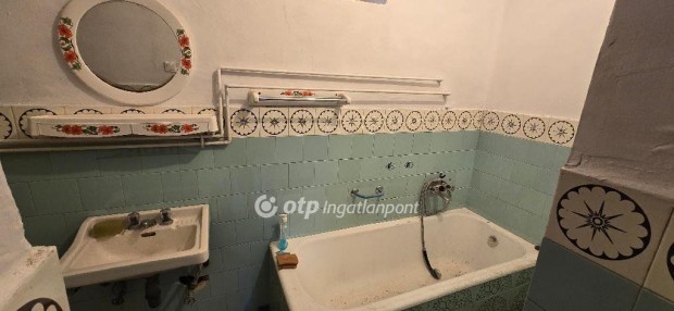 Elad� 65 nm-es h�z L�tav�rtes