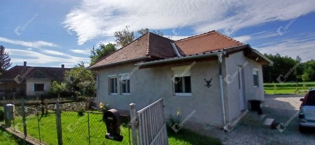 Elad� 65 nm-es h�z Nagykapornak