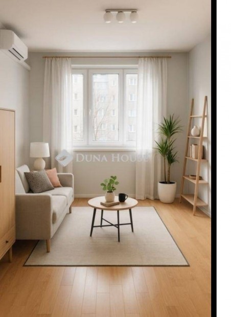 Elad� 65 nm-es lak�s Budapest 15. ker. #5118609