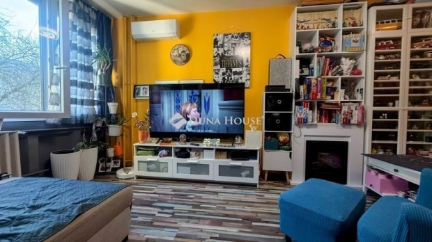 Elad� 65 nm-es lak�s Szombathely