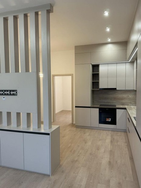 Elad� 66 nm-es Fel�j�tott t�gla lak�s Szeged Boros J�zsef utca