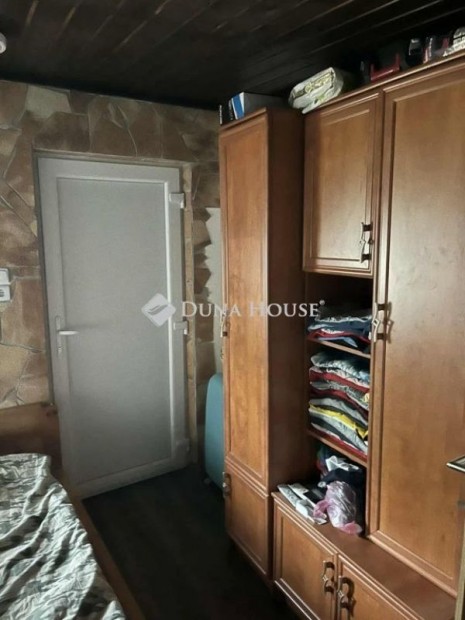 Elad� 67 nm-es h�z Fels�ny�k