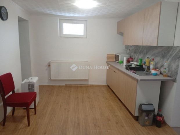 Elad� 68 nm-es h�z Cs�p