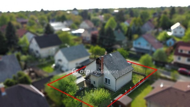 Eladó 70 nm-es Újszerű állapotú Családi ház Balatonakarattya Ságvári