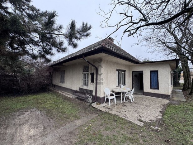 Elad� 70 nm-es h�z Cs�m�r