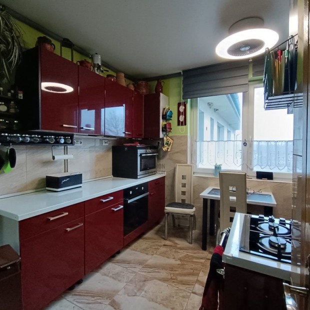 Elad� 70 nm-es lak�s Letenye