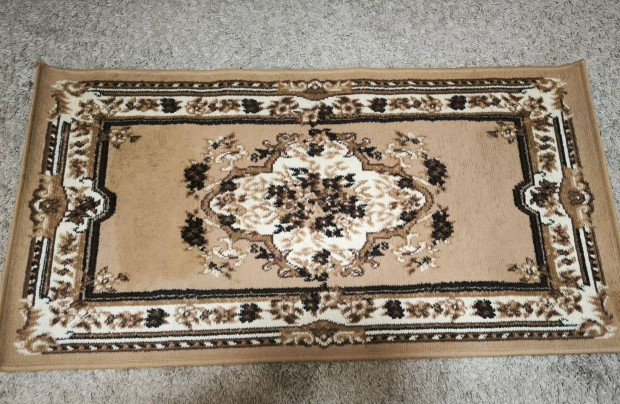 Elad� 70x130 cm-es sz�nyeg