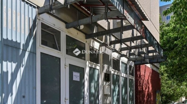 Elad� 71 nm-es iroda Szeged