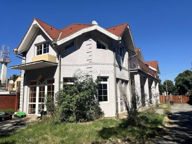 Elad� 720 nm-es h�z P�cs