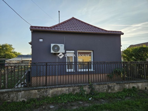 Elad� 72 nm-es h�z T�rk�ny