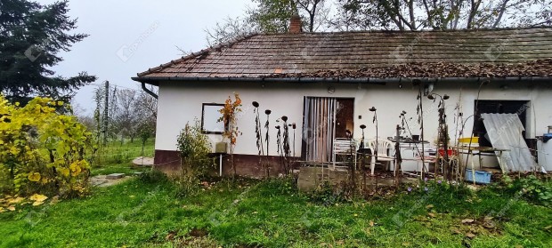 Elad� 7300 nm-es telek S�rmell�k