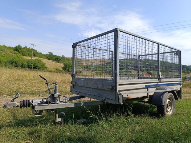 Elad 750 kg ssztmeg utnfut