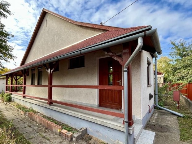 Elad� 75 nm-es Ikerh�z Nagyk�ta