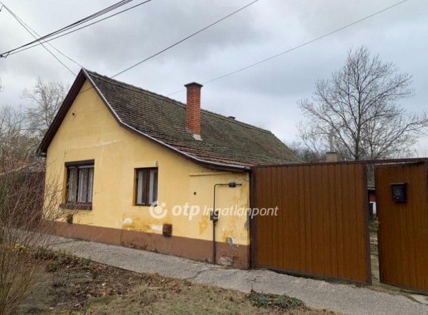 Elad� 75 nm-es h�z Cegl�d