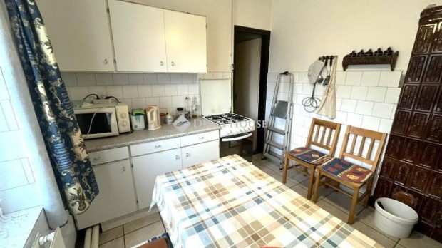 Elad� 75 nm-es h�z Velem